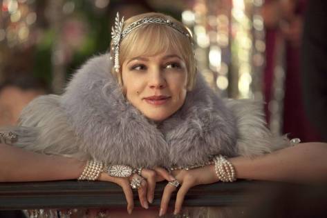 Carey Mulligan como  Daisy Buchanan en El Gran Gatsby. 2013. © Warner Bros/ Village Roadshow.